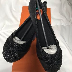 NWT Rocketdog slip on flats